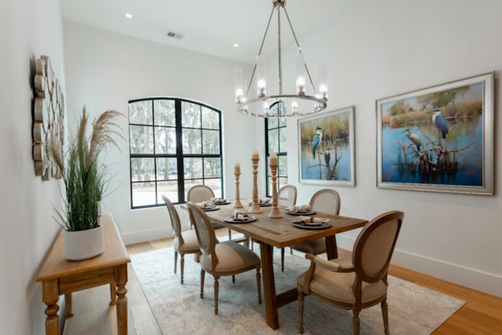 Luxury Dining by Design: Crafting a Sophisticated Space